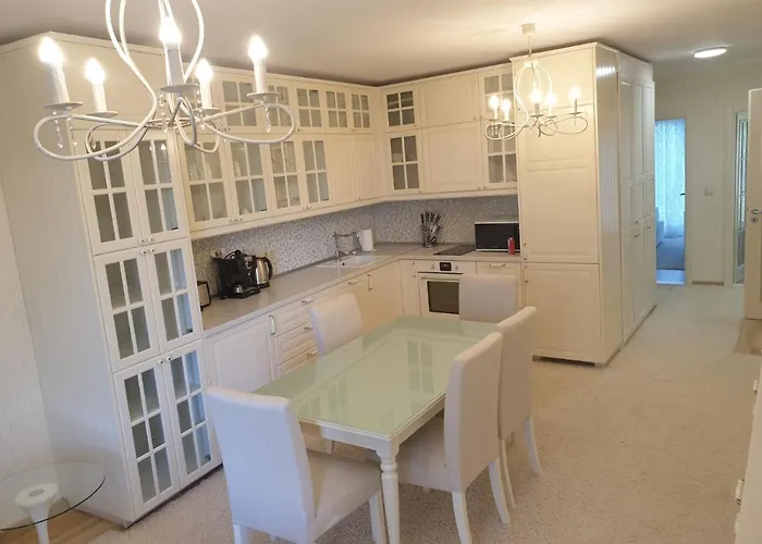 아파트 Evergreen 1 *